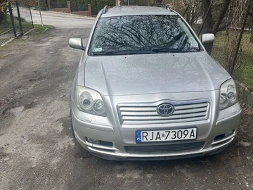 Авто Toyota Avensis 2003 № 8688879