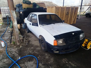 Авто Opel Ascona 1988 № 8688903