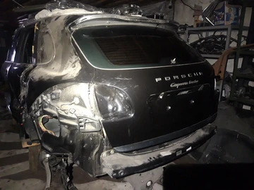 Авто Porsche Cayenne Turbo 2011 № 8688940