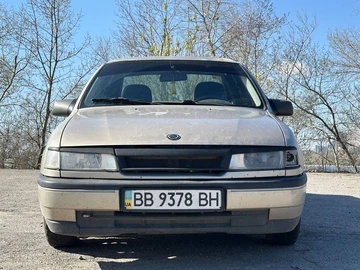 Авто Opel Vectra 1990 № 8689008