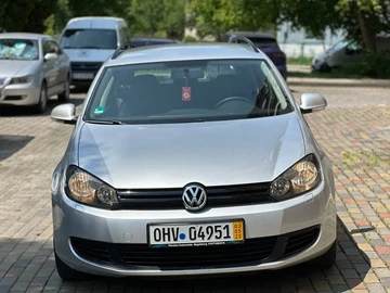 Авто Volkswagen Golf 2010 № 8689018