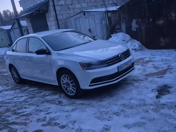 Авто Volkswagen Jetta 2015 № 8689163