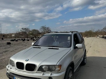 Авто BMW X5 2002 № 8689342