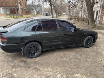 Авто Mitsubishi Galant 1993 № 8689678