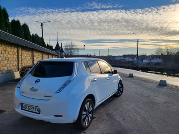Авто Nissan Leaf 2016 № 8689735