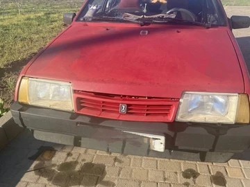 Авто ВАЗ 2109 1991 № 8689762