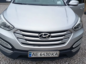 Авто Hyundai Santa Fe 2013 № 8689903