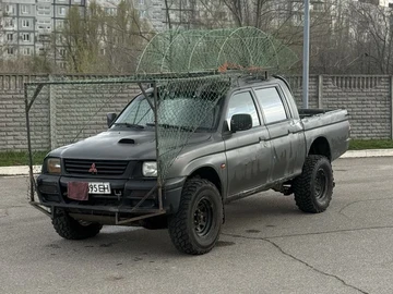 Авто Mitsubishi L 200 2000 № 8689921