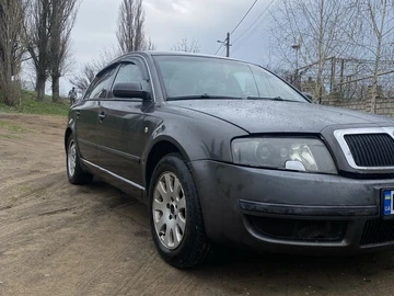Авто Skoda Superb 2003 № 8689984