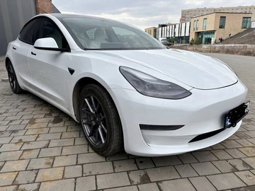 Авто Tesla Model 3 2021 № 8689987