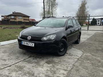 Авто Volkswagen Golf 2010 № 8689999