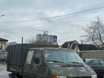 Авто Volkswagen Transporter 1996 № 8690087