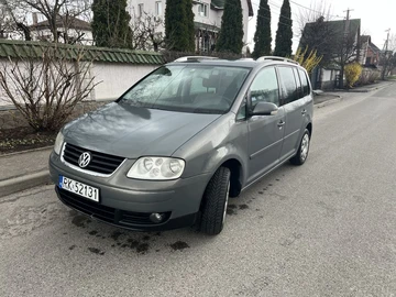 Авто Volkswagen Touran 2006 № 8690090