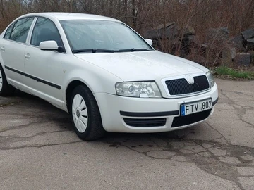 Авто Skoda Superb 2004 № 8690099