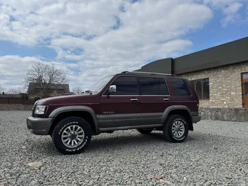 Авто Isuzu Trooper 2001 № 8690108
