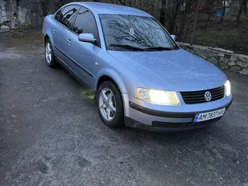 Авто Volkswagen Passat Sedan 1999 № 8690126