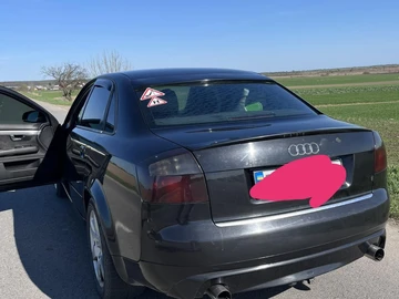 Авто Audi A4 2004 № 8690139