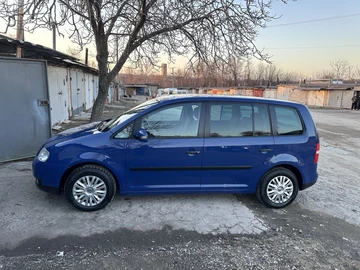 Авто Volkswagen Touran 2003 № 8690182