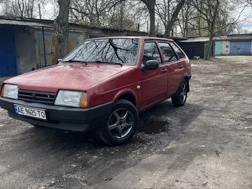 Авто ВАЗ 2109 1994 № 8690294