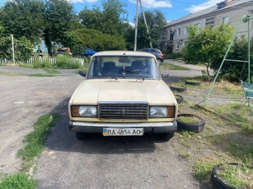 Авто ВАЗ 2107 1988 № 8690297
