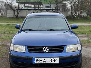 Авто Volkswagen Passat Variant 1999 № 8690300