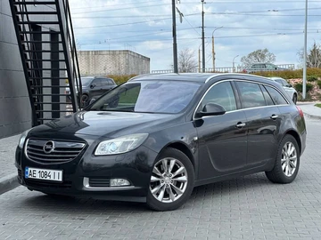 Авто Opel Insignia 2010 № 8690331