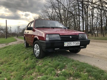 Авто ВАЗ 2109 1991 № 8690518