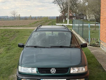 Авто Volkswagen Passat Variant 1995 № 8690546