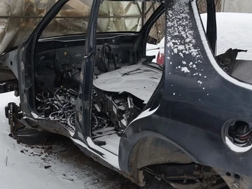 Авто Mercedes Ml Серия 2001 № 8690549