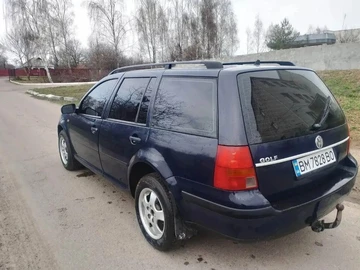 Авто Volkswagen Golf 2000 № 8690567