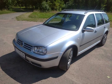 Авто Volkswagen Golf 2003 № 8690584