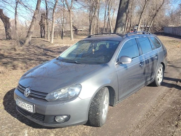 Авто Volkswagen Golf 2010 № 8690821
