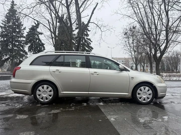 Авто Toyota Avensis 2005 № 8690833