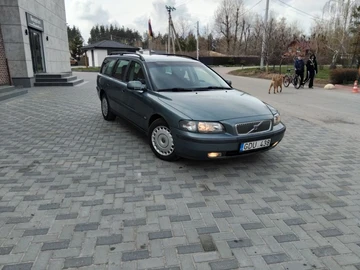 Авто Volvo V70 2003 № 8690856