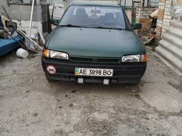 Авто Mazda 323 1994 № 8691157