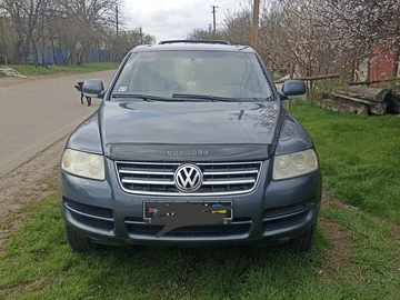 Авто Volkswagen Touareg 2004 № 8691190