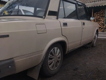 Авто ВАЗ 2107 2000 № 8691550