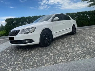 Авто Skoda Superb 2014 № 8691552