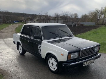 Авто ВАЗ 2107 1984 № 8691670