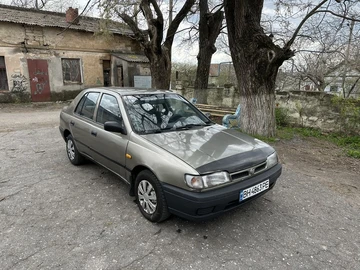 Авто Nissan Sunny 1990 № 8691674