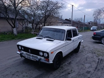 Авто ВАЗ 2103 1982 № 8691792