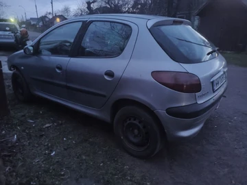 Авто Peugeot 206 2001 № 8691801
