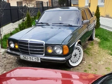 Авто Mercedes W123 1983 № 8691808