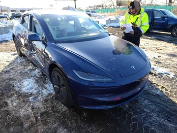 Авто Tesla Model 3 2025 № 8691884