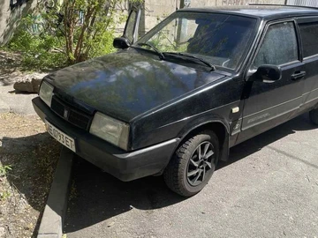 Авто ВАЗ 2109 1992 № 8692158
