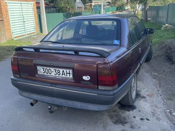 Авто Opel Omega 1988 № 8692179