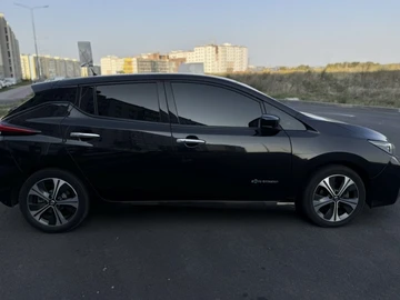 Авто Nissan Leaf 2018 № 8692314