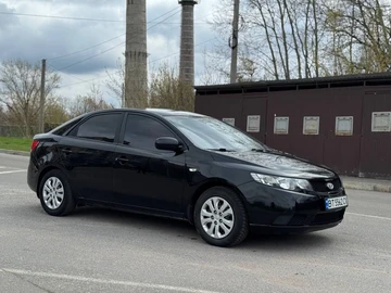 Авто KIA Cerato Forte  2009 № 8692463