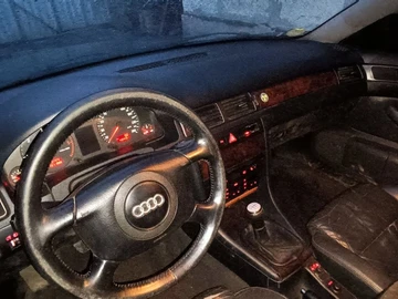 Авто Audi A6 1999 № 8692680