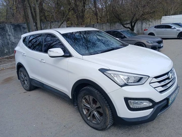Авто Hyundai Santa Fe 2013 № 8692699